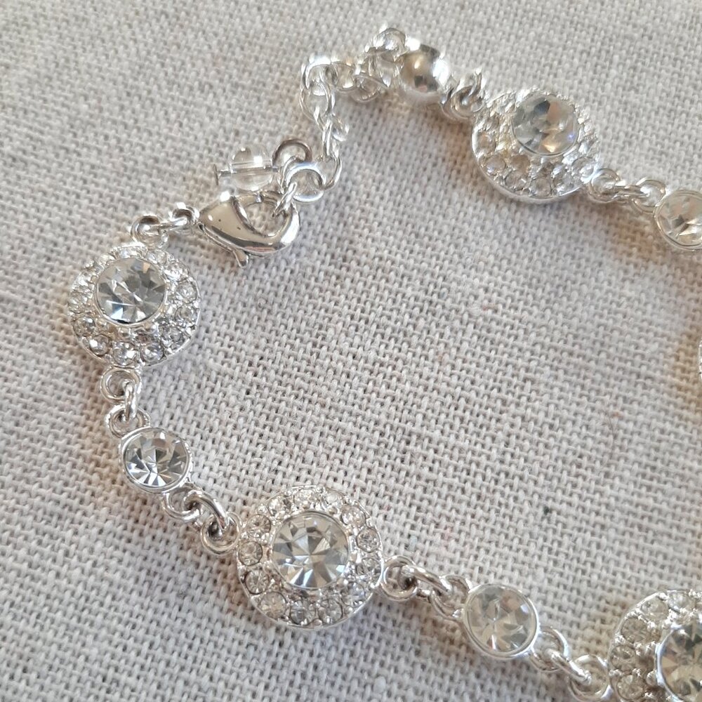 VTG Napier Clear Rhinestone Silver Tone Link Bracelet - Picture 3 of 7